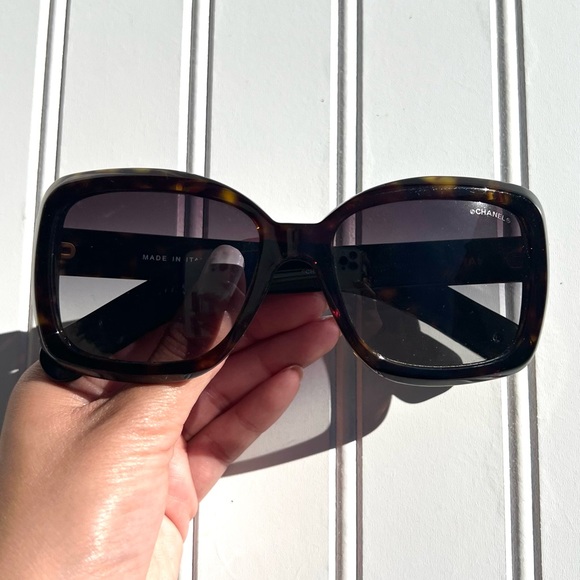 Chanel Tortoise Sunglasses - Picture 2 of 6